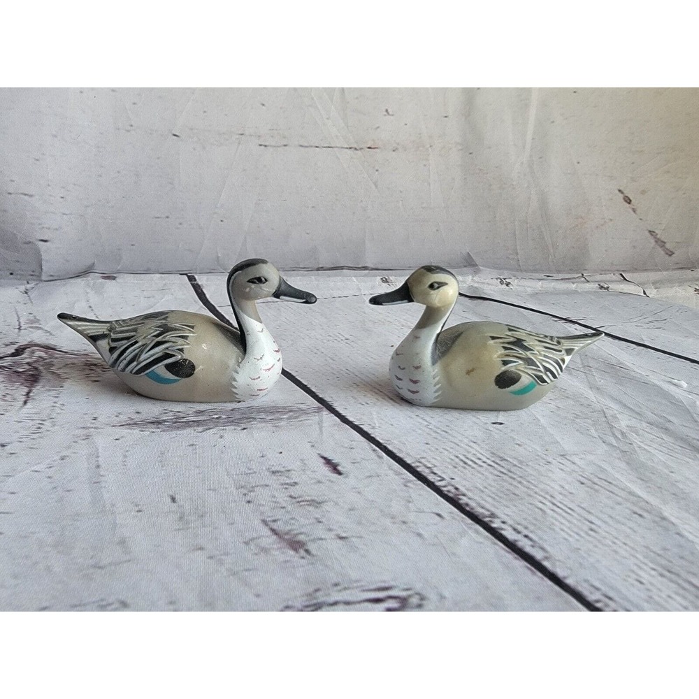 Pair of Vintage Pencil Sharpener Duck Plastic Goose Gray Hong Kong READ